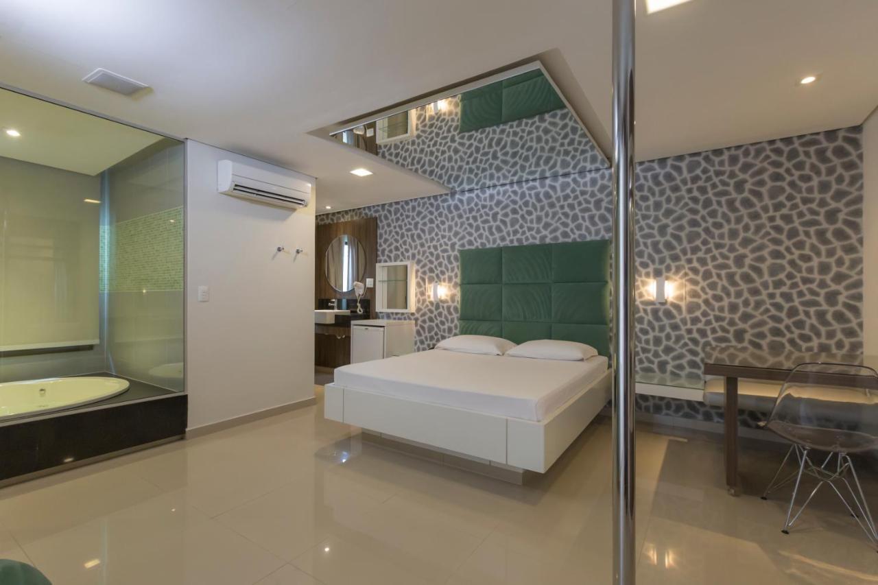 Poeme Motel By Drops São José dos Pinhais Екстериор снимка